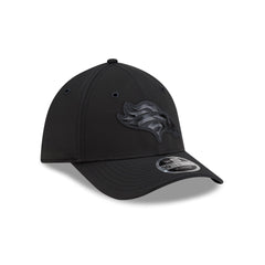 Denver Broncos 2026 Sideline Black 39THIRTY M-Crown Stretch Fit Hat