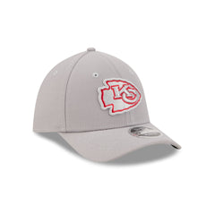 Kansas City Chiefs Poly Gray 39THIRTY M-Crown Stretch Fit Hat